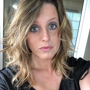 Meet your Posher, Christine